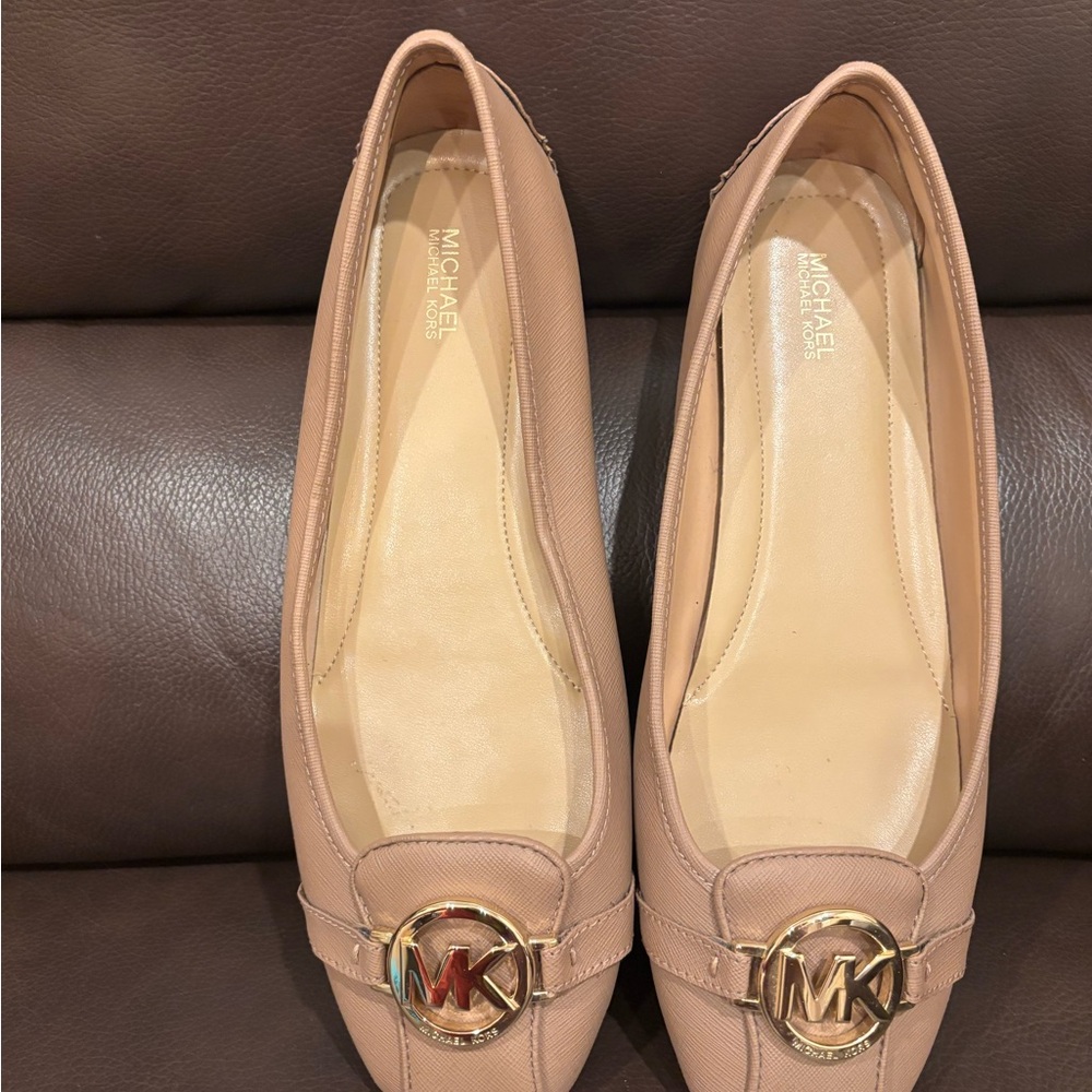 ❌SOLD❌ Michael Kors Women's Flats